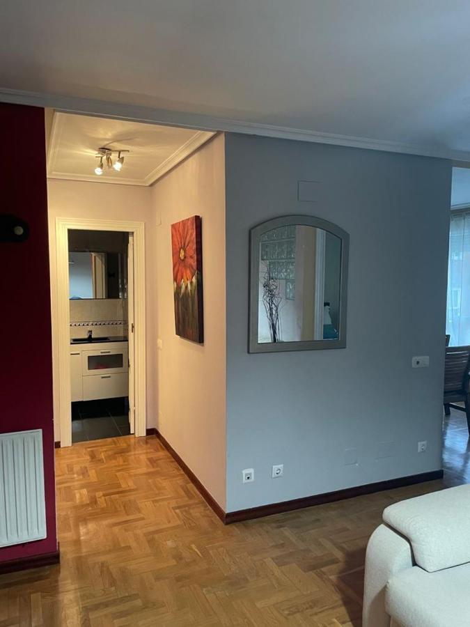 Apartamento Parque Del Oeste Овьедо Экстерьер фото